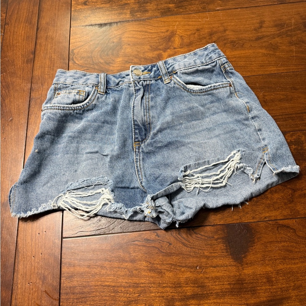 Distressed Denim Women mom Shorts